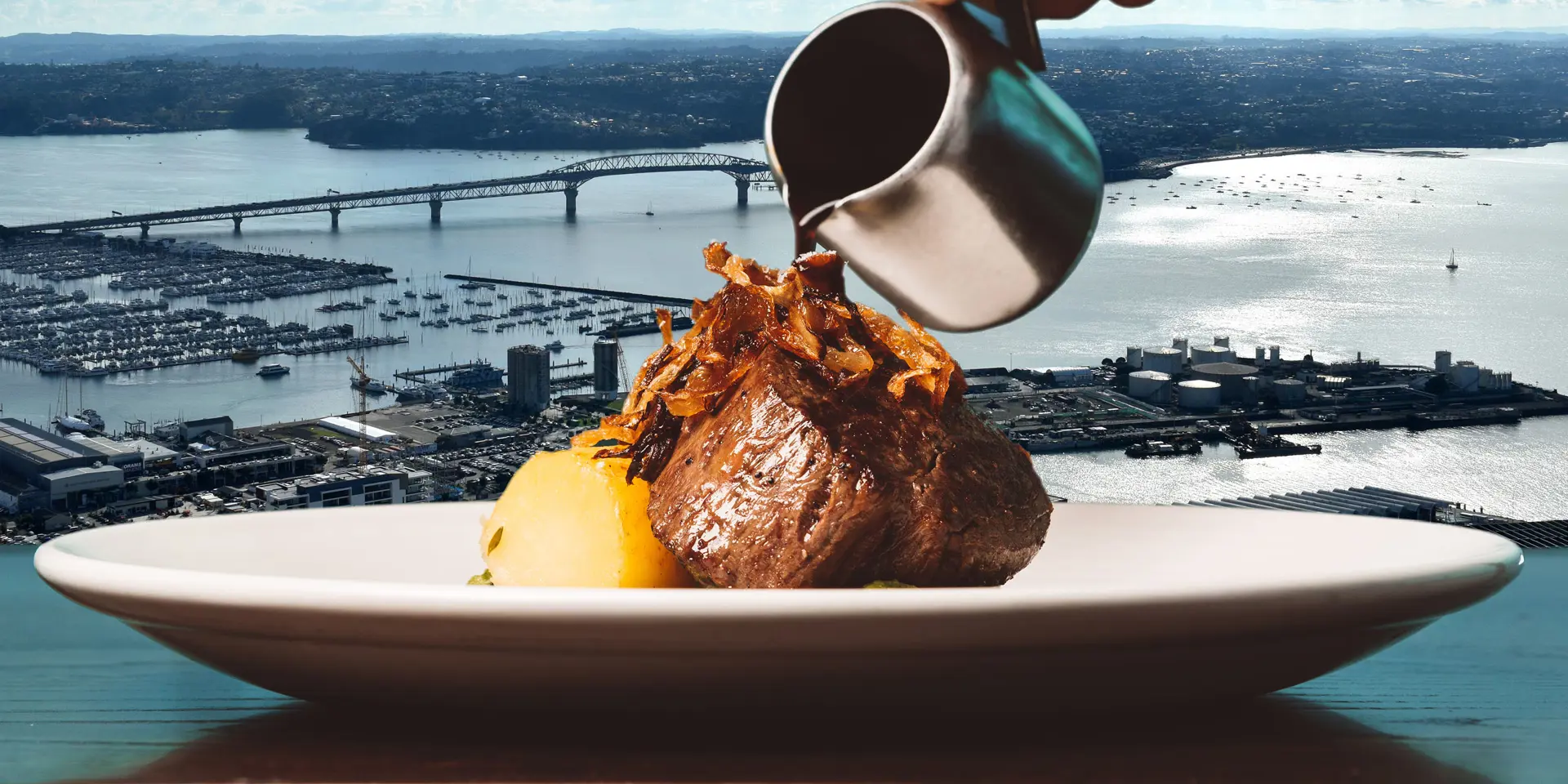 Orbit 360° Dining